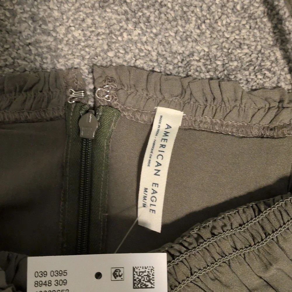 NWT American Eagle Bella Bow Dress Olive Green Size Medium - Picture 3 of 6